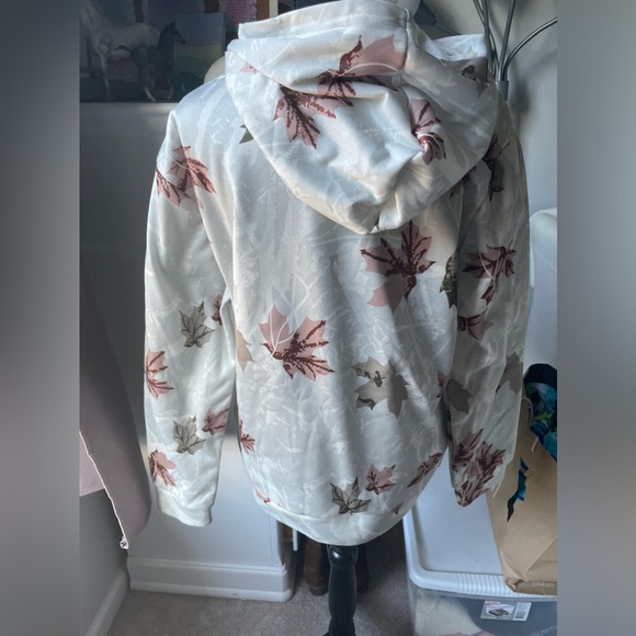 AMAZON Camo hoodie size small. - Picture 2 of 4